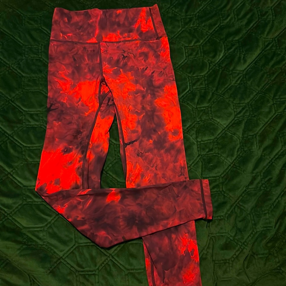 Lazuli red/black marble leggings xs